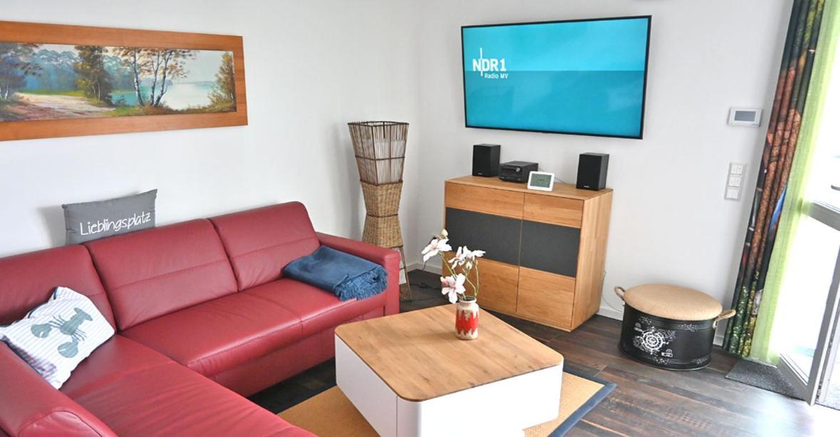 Kuhnle-Tours Ferienwohnung Rechlin Extérieur photo